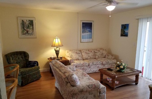 Gulf Gate Estates Apartment | South Sarasota Apartment