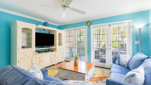 Bahama Village House | Southard Getaway by AvantStay