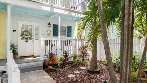 Bahama Village House | Southard Getaway by AvantStay
