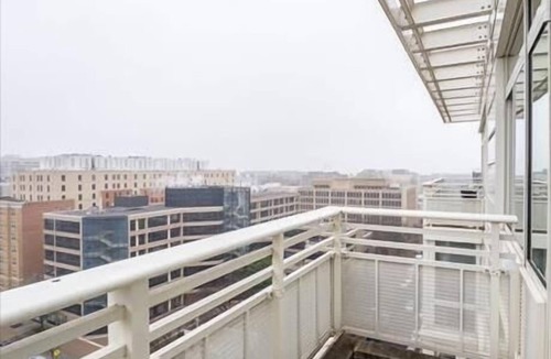 George Washington University Apartment | Spacious 1BR Apt | Full Kitchen + Gym | by GLS
