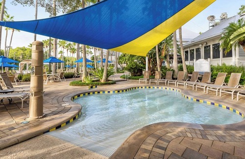Florida Central Atlantic Coast Villa | Spacious 2BR Villa Near SeaWorld - Cypress Harbour - Pools + Lake Views