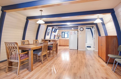 Silver Star Mountain Cabin | Spacious 3 bedroom cabin w/hot tub, pet-friendly, close to village and trails