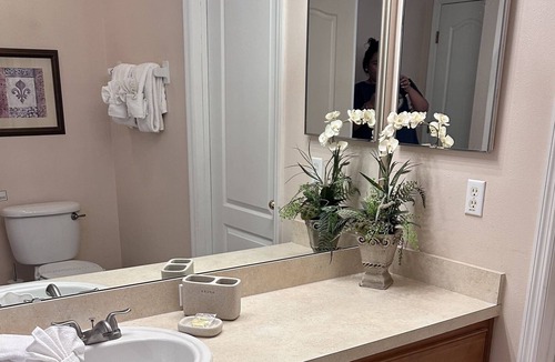 Sandy Ridge Villa | Spacious 3 Bedroom Private Pool Located Less than 15 Minutes From the Disney Entrance