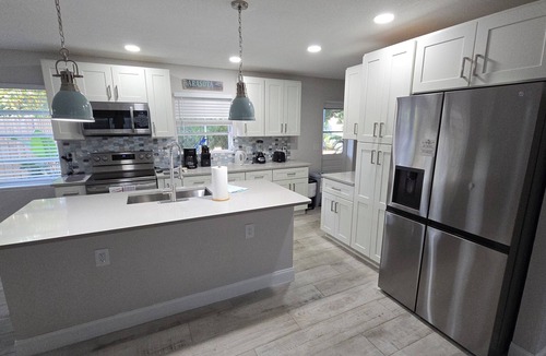 South Sarasota House | Spacious 4BR Getaway Close to Siesta Key