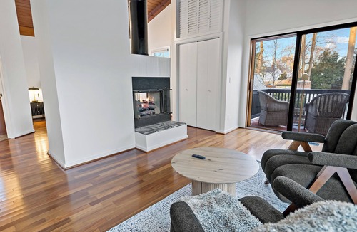 West Falls Church House | Spacious 5-bedroom Falls Church/Merrifield