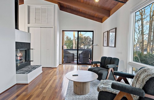 West Falls Church House | Spacious 5-bedroom Falls Church/Merrifield