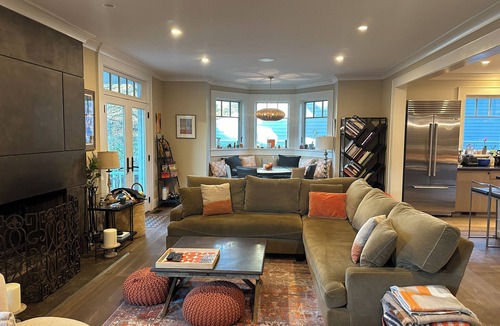 Chevy Chase House | Spacious 6-bedroom home in charming Chevy Chase, walking distance to metro
