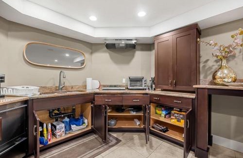 Okotoks House | Spacious Basement Suite Ideal for Families