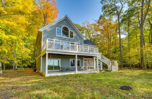 Muskegon House | Spacious Cottage on Lake Michigan: Stunning Views!