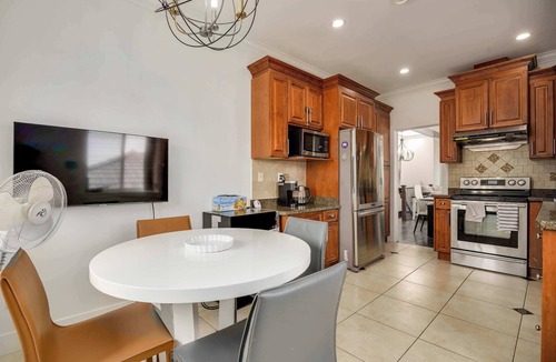 Renfrew-Collingwood House | Spacious Family Home in Vancouver
