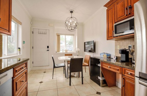 Renfrew-Collingwood House | Spacious Family Home in Vancouver