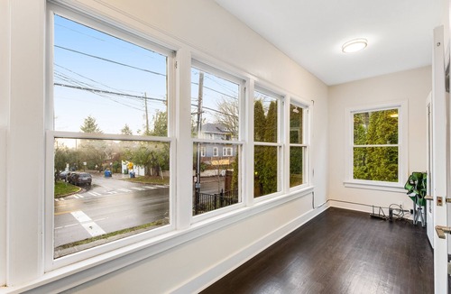 Wallingford House | Spacious home with fenced yard, patio, & sunroom - near UW/Green Lake