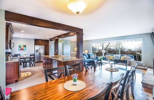 Salt Lake City House | Spacious, Modern 4BR house with city view and easy access to ski resorts