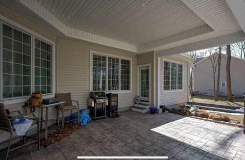 Schenectady House | Spacious Open Concept City Oasis with Pool