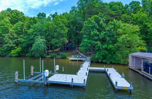 Bumpass House | Spacious pet friendly waterfront house with patio & grill