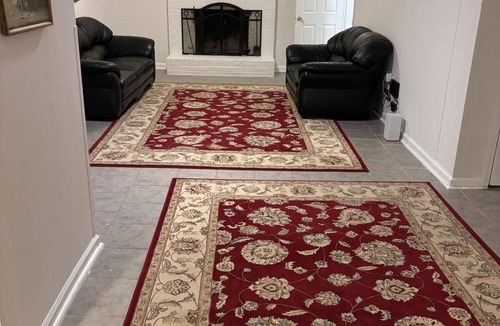 Friendly House | Spacious Walkout Basement Suite Near National Harbor & DC