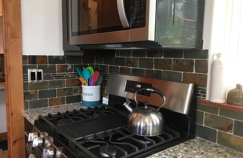 Orderville Cabin | Spacious Zion Cabin, Walk into NP, Near Ponderosa Ranch, Sleeps 9
