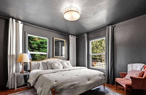 Green Lake House | Speakeasy | Walk to Lake | 2 Kitchens | Dogs Okay!