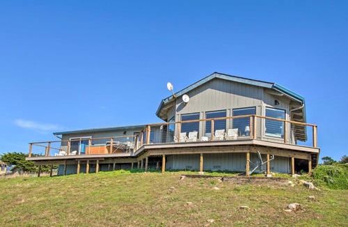 Manchester House | Spectacular Ocean View Retreat w/Hot Tub