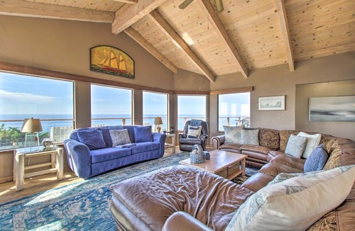 Manchester House | Spectacular Ocean View Retreat w/Hot Tub