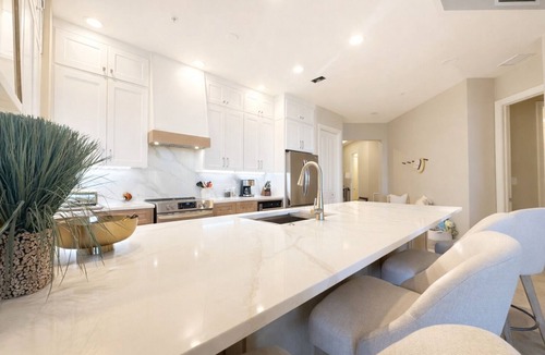 Cape Harbour Condo | Spectacular Penthouse, Beautiful Marina Views 1504