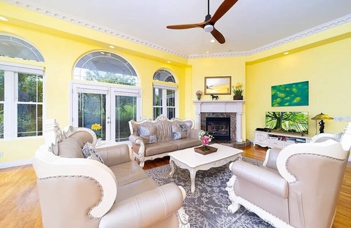 Wainaku House | Spectacular Views! Gorgeous Home In Hilo With Pool