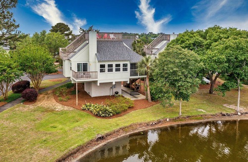 Litchfield by the Sea Villa | Spot Tail Villa w/ Ocean View from Sun Deck