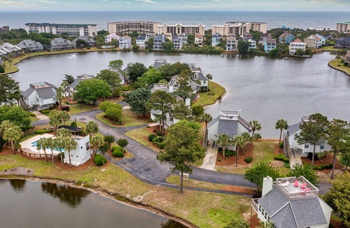 Litchfield by the Sea Villa | Spot Tail Villa w/ Ocean View from Sun Deck