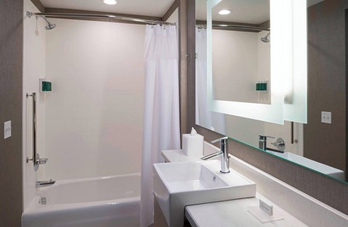 East Lansing Hotel | SpringHill Suites by Marriott East Lansing University Area
