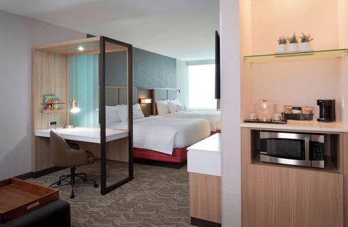 East Lansing Hotel | SpringHill Suites by Marriott East Lansing University Area