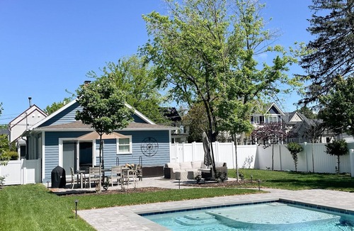St. Michaels Cottage | St. Michael's Premier In-Town Rental with heated pool. Pool opens 4/3