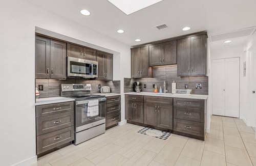 Sedona Villa | Stargazer’s Inn, Red Rock Views! 1 mi. to Uptown
