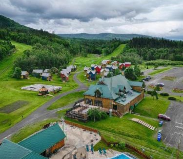 New Richmond Ski Chalet | Station touristique Pin Rouge