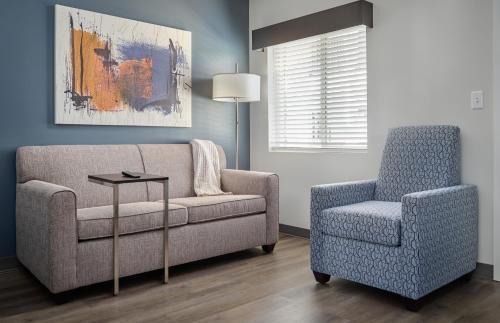 Clegg Hotel | stayAPT Suites Raleigh-Durham/RTP