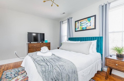 Mosby Apartment | Step into Style Charming Blue Suede RVA Getaway
