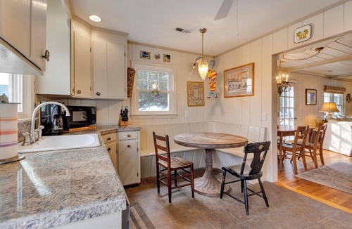 Dewey Beach Cottage | Steps from Dewey Beach & Rehoboth Bay – 3BR Coastal Cottage Escape