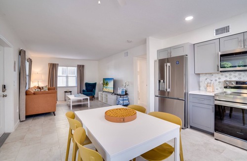 Anna Maria Villa | Steps to Beach - Bean Point Residence Unit B by SeaBreeze Vacation