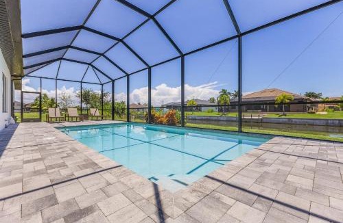 Pelican Villa | Still Waters SW Cape - waterfront private home locally owned & managed, fair & honest pricing