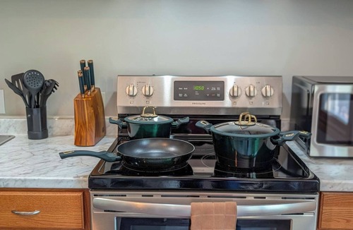 Westerville House | Studio I 5 Beds I King I 3 mins Hoover Reservoir