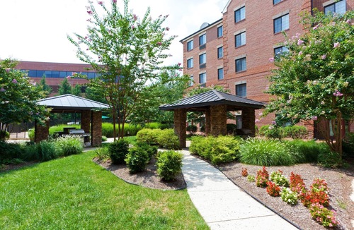 McLean Apartment | Studio Suite with Private Patio! Free Breakfast + On-Site Business Center