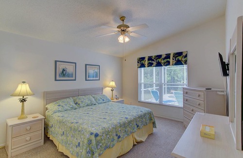 Sabal Harbour Villa | Stunning 3 bedroom pool villa with lake view and spa