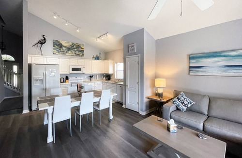 Silver Creek Villa | Stunning 5 Bed South-Facing Pool Lake and Conservation View and Cinema Room