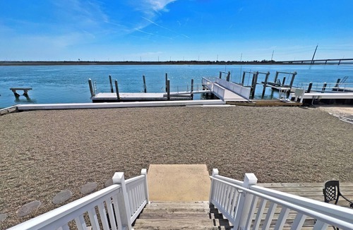 Cape May Court House House | Stunning Bayfront Home in a prime location near Avalon!