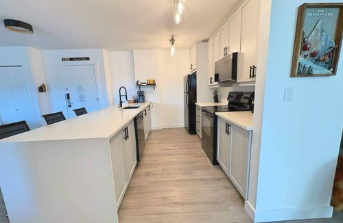 Fernie Condo | Stunning Silver Rock Condo: Pool, Hot Tub & Views
