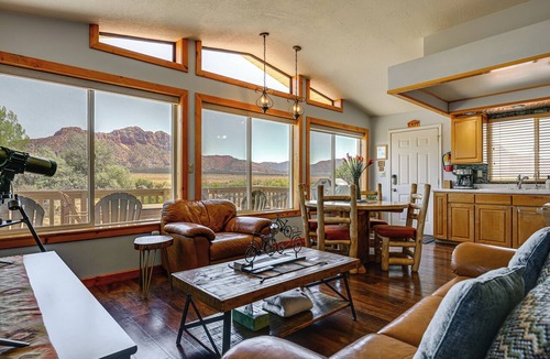 Apple Valley House | Stunning Utah Home 30 Mi to Zion Nat'l Park
