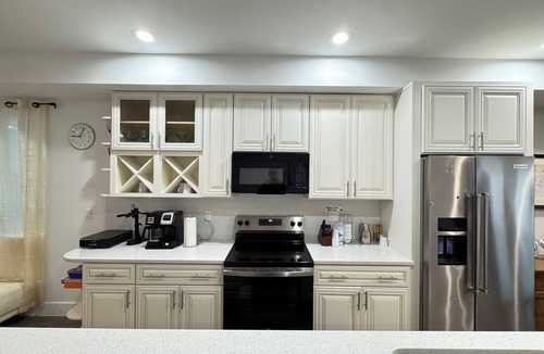 Washington House | Stylish 4BR-5Beds Entire House with Parking in DC