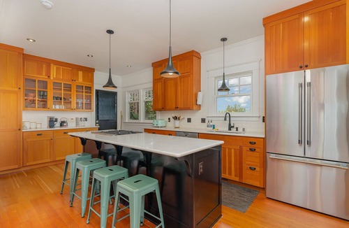 Columbia City House | Stylish craftsman in a gorgeous garden setting, steps to downtown Columbia City