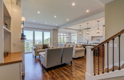 North Beacon Hill House | Stylish Seattle Farmhouse + Bonus suite and breathtaking views
