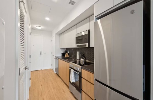 Buzzard Point Hotel | Stylish Studio w/Kitchen & Laundry | Perfect for Long Stays at the Heart of DC