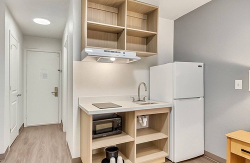 Salt Lake City Hotel | Suburban Studios Salt Lake City Airport